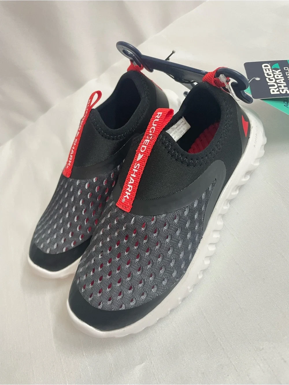 RUGGED SHARK  kids Slip-On Water Shoes AQUAFLO TECHNOLOGY